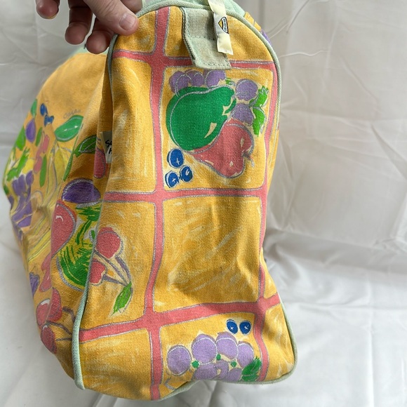 Lot 2 Sally Huss Fruit Motif Canvas Duffle & Satchel Zip Bags - Picture 8 of 16